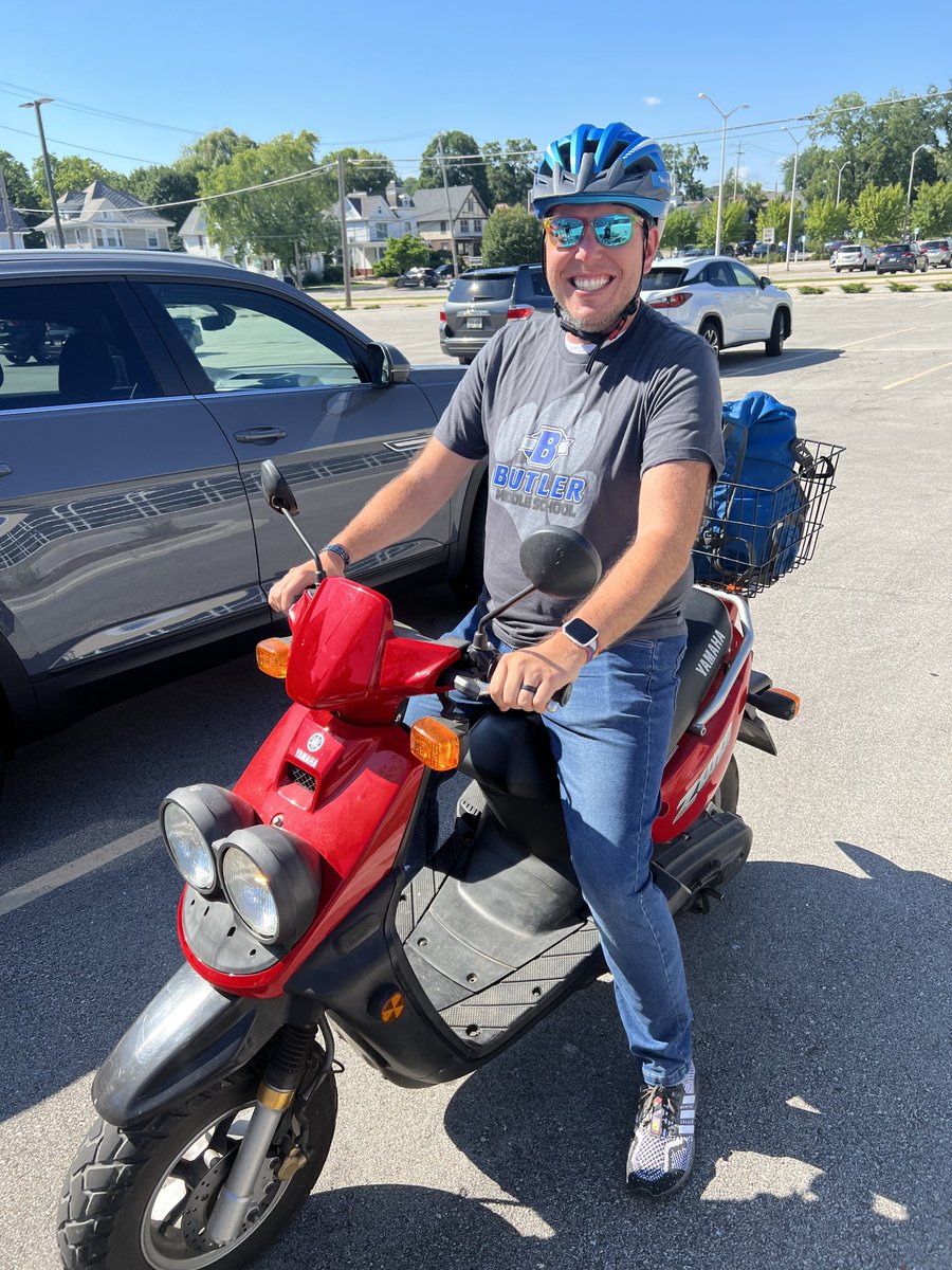 Our very own secondary administrator ⁦@MrJTaege⁩ riding in style! #onegallon #canigetaride?
