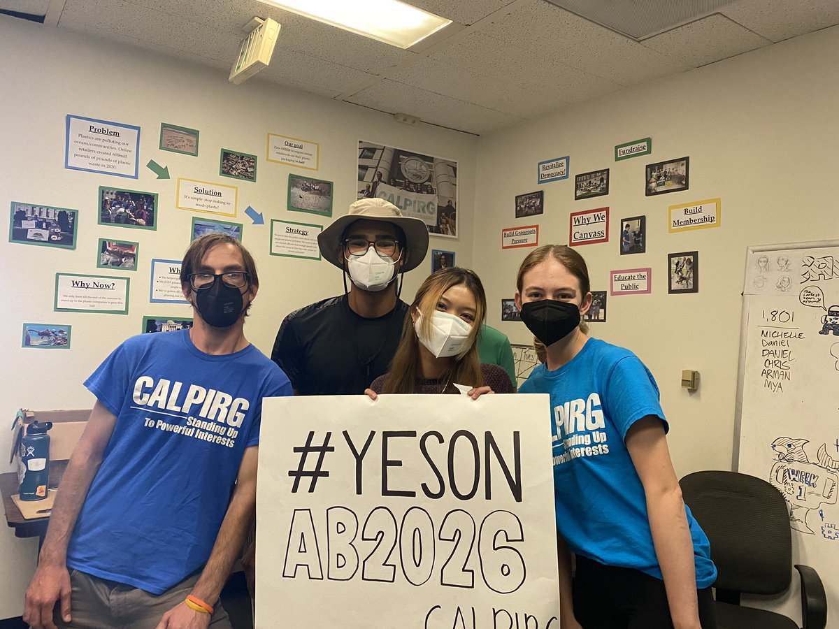 VuJonah's tweet photo. excited to talk to folks in @BenAllenCA ‘s district at the Pacific Palisades to build support for #AB2026, which would reduce plastic pollution from online retailers! @CALPIRG #caleg https://t.co/VNezFvH7uP