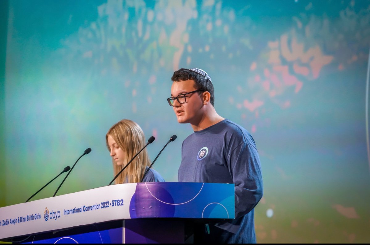BBYOInsider's tweet photo. Now introducing your Grand Aleph Godol, Levi Fox! Levi is from Houston, Texas in @lsrbbyo. He loves social media management (especially on LinkedIn), BBQ, Trader Joe’s Rolled Corn Tortilla Chips, and tracking airplanes. Be sure to keep up with Levi by giving @azagodol a follow! https://t.co/xfVNCTlL87