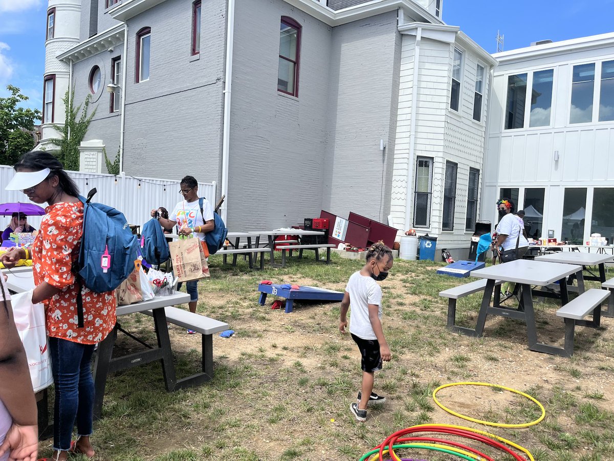 StFrancisBmore's tweet photo. Special thanks to the @MCFamilies for sponsoring the Kids Corner at ResFest and providing arts and crafts activities, and to @TaharkaBros for donating ice cream for our young friends to enjoy for free!
#ResFest #ResFest2022 #ReservoirHill https://t.co/B2ljkrUvL0