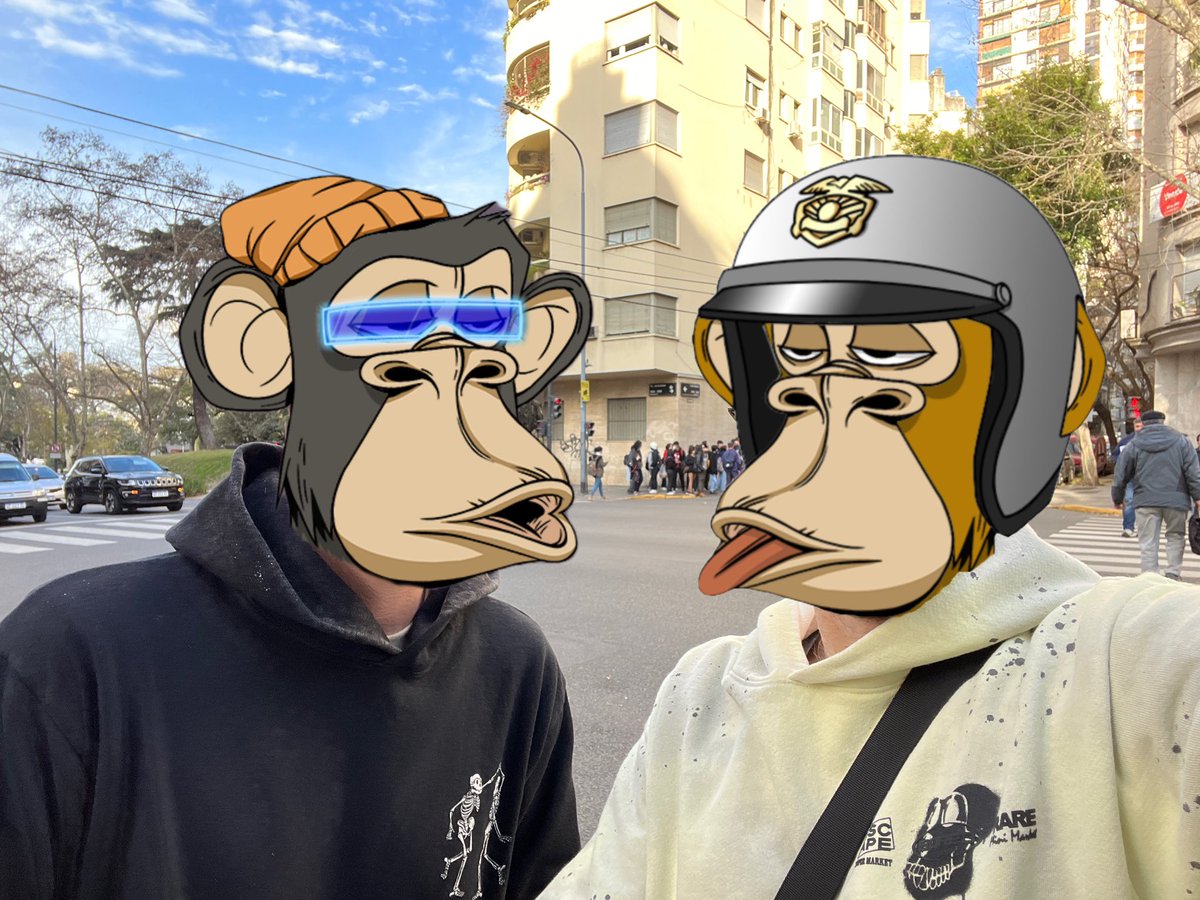 FreekyCrypto's tweet photo. So glad to meet @gonza9010 ! 

The feeling when you meet IRL with a fellow ape is unmatched.. bigger when it is creative, talented and with so much energy and new ideas 🚀

More meetings coming!! 🍌🦍🙏🏼

#HOLOGANG #BAYC #MAYC https://t.co/RkwLI5FXTQ