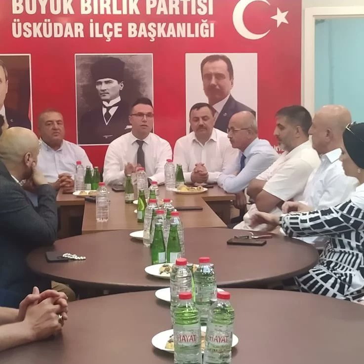 _bbp_uskudar's tweet photo. Teşkilatımızda yaptıgımız ilk toplantımızda bizleri yalnız bırakmayan 1.bölge bşk. sn @cetindincc
akabinde @bbpatasehirb @cekmekoybbp  @BBPUmraniye @SancaktepeBbp @bbpsbeyli  aramızda olmak isteyip gelemeyen tüm teşkilatlarımıza teşekkür ediyoruz
@bbpgenelmerkez @AbdullahDmroglu https://t.co/w0aspYhSBY