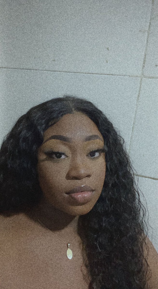 __oare's tweet photo. i’m so pretty tf. https://t.co/XMV35co6aC