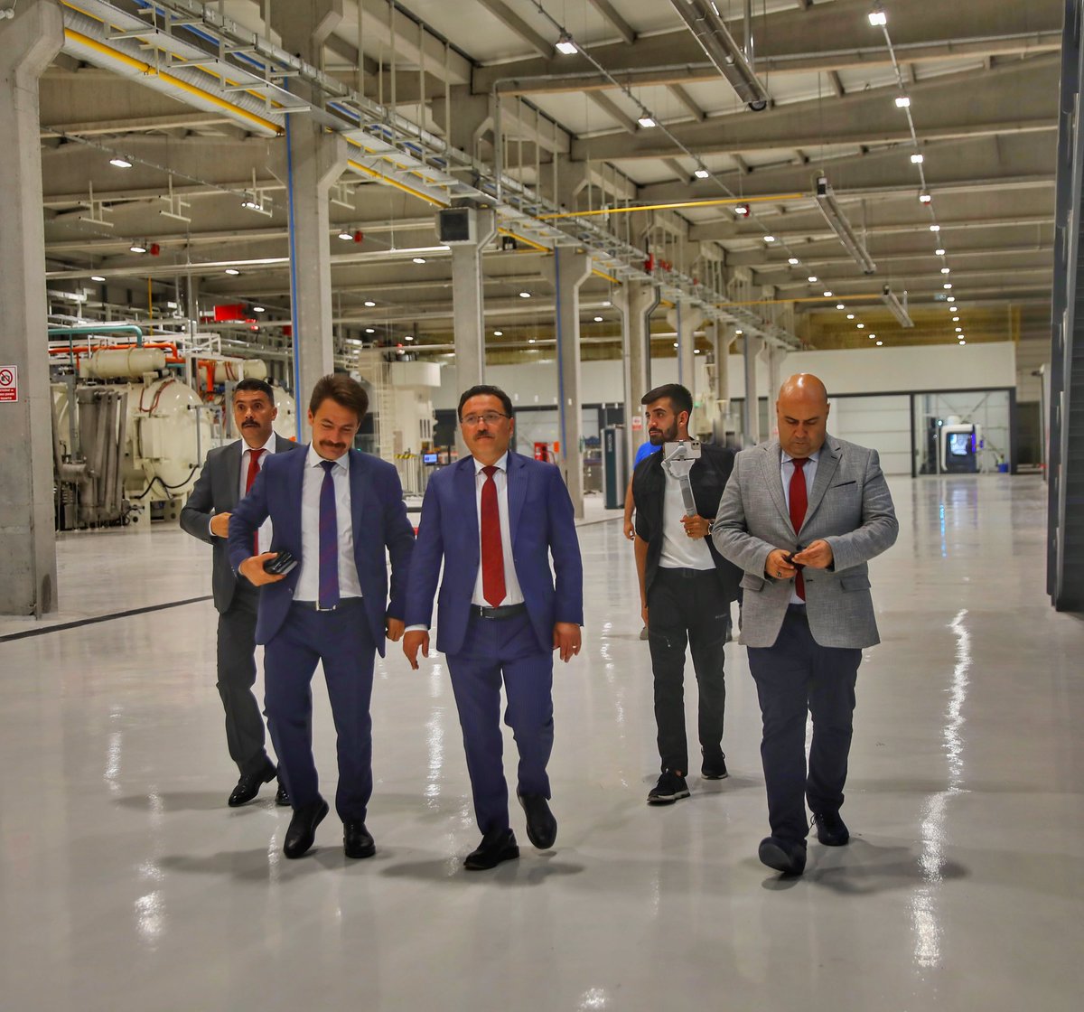 Alpercan Arslankaya (@alparss2) on Twitter photo Konu çalışmaksa saatlerin önemi yok! Kayseri’nin yorulmayan valisi…
.
.
.
<a href="/gokmen_cicek_/">Gökmen Çiçek</a> <a href="/serkanbaksi/">serkan baksi</a> <a href="/Osmndmrtpe1/">Osmndmrtpe</a> <a href="/Mehmetyukcu38/">Mehmet Yükcü</a> Konu çalışmaksa saatlerin önemi yok! Kayseri’nin yorulmayan valisi…
.
.
.
<a href="/gokmen_cicek_/">Gökmen Çiçek</a> <a href="/serkanbaksi/">serkan baksi</a> <a href="/Osmndmrtpe1/">Osmndmrtpe</a> <a href="/Mehmetyukcu38/">Mehmet Yükcü</a>
