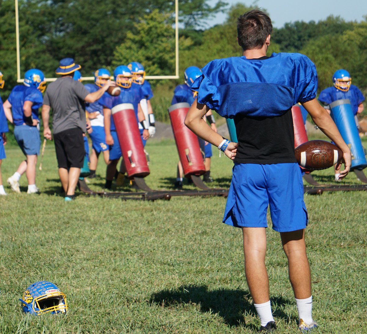 Tommy Rezac (@tommymwsu) on Twitter photo Post Preview: <a href="/EBHSFootball/">East Buch Football</a> starts a new chapter after winning state in 2021. There's work to do, but an overall optimism that '22 can be just as special.
"These young men are having a lot of fun. Everybody's coming and doing the right things."
Story:
stjosephpost.com/posts/a5cb222a… Post Preview: <a href="/EBHSFootball/">East Buch Football</a> starts a new chapter after winning state in 2021. There's work to do, but an overall optimism that '22 can be just as special.
"These young men are having a lot of fun. Everybody's coming and doing the right things."
Story:
stjosephpost.com/posts/a5cb222a…
