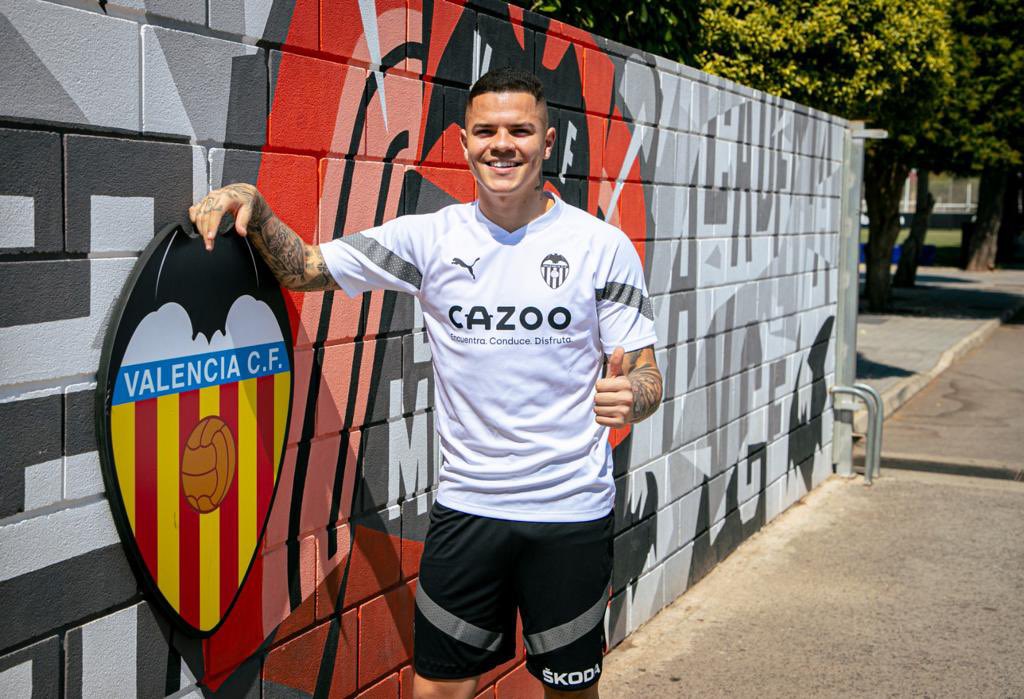 Rodriguues_00's tweet photo. Muito feliz..🔥🔥 https://t.co/hl9Yrz4WP1