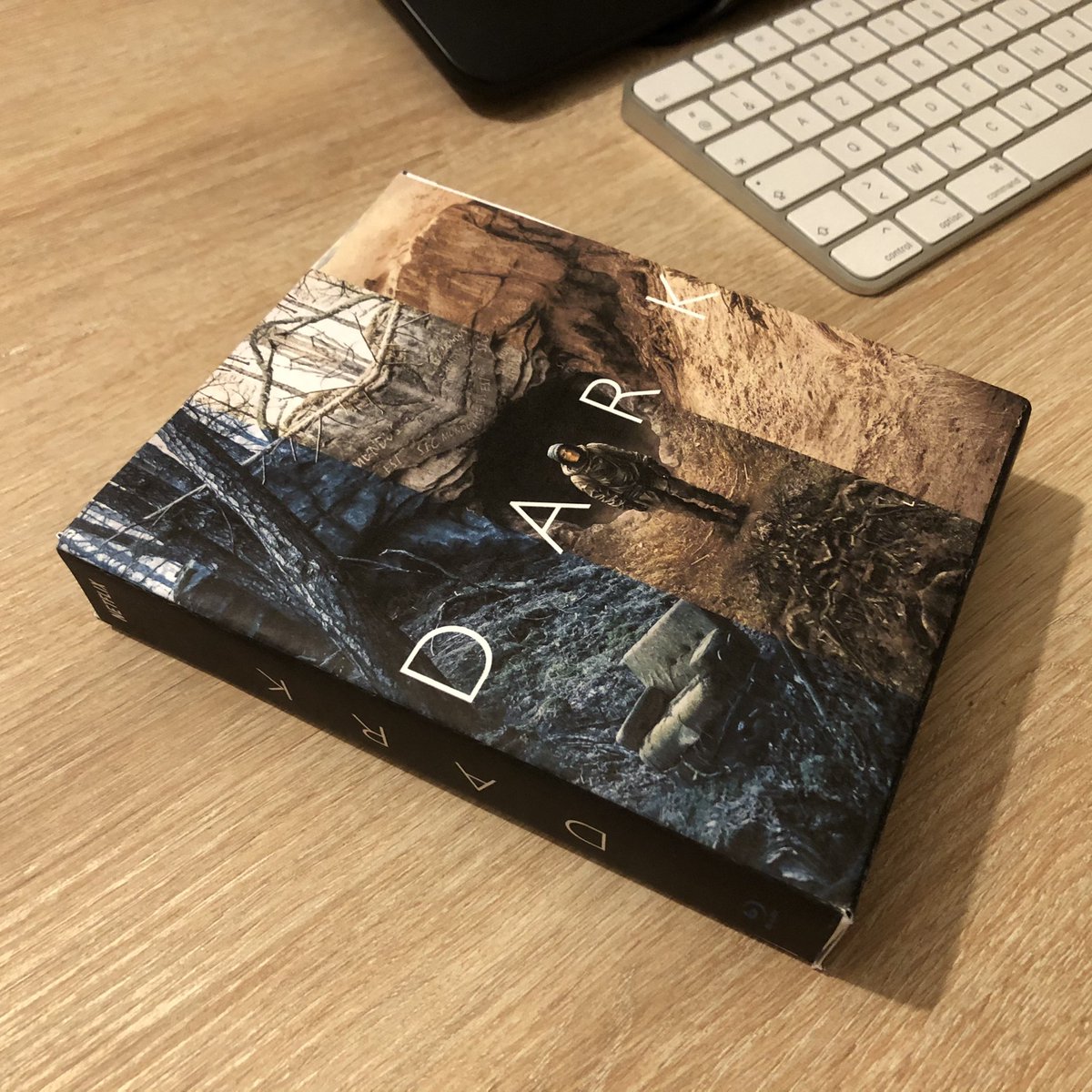CastawayPrd's tweet photo. Bon puisque Netflix n’est pas décidé, je me suis lancé dans un projet. https://t.co/SnIDtPKE32