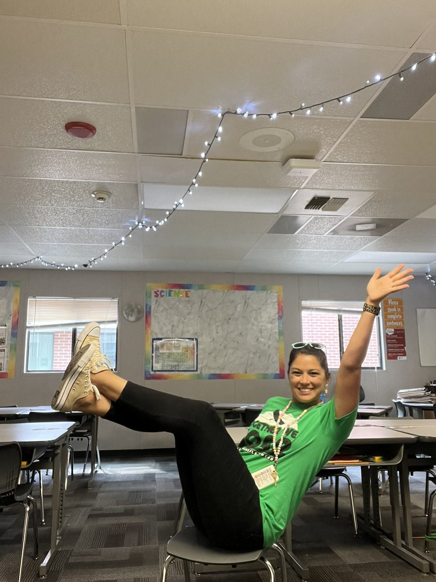 Mrs_Schaub5th's tweet photo. Fabulous first day in my sneakers! @Hferguson28 @LightFarmsElem #ProsperProud https://t.co/JSrtMZ3oaK