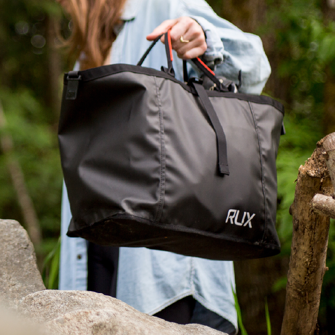 There are a LOT of gear haulers out there, from canvas tote bags, to carry-on luggage, to the ol’ classic plastic shopping bag. You can do better. Read all about why the RUX system should be your go-to gear management system in our recent blog post

rux.life/blogs/banter/w…