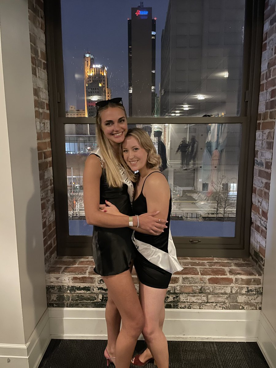 Chi Omega Xi Delta tweet media