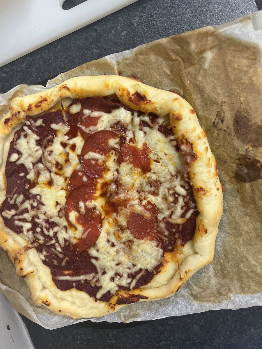 Pizza making tonight with our <a href="/intandemScot/">intandem</a> mentees 🍕💜Even some left over to take home to their families ☺️ #MentoringWorks #Homemade <a href="/GillianYsortit/">GillianYsortit</a> <a href="/BethCulshaw/">Beth Culshaw</a> <a href="/MichelleBellXxx/">MichelleDominique</a> <a href="/ysortit/">Y sort it</a> @PamYSortIt @MicYsortit <a href="/intandemScot/">intandem</a>