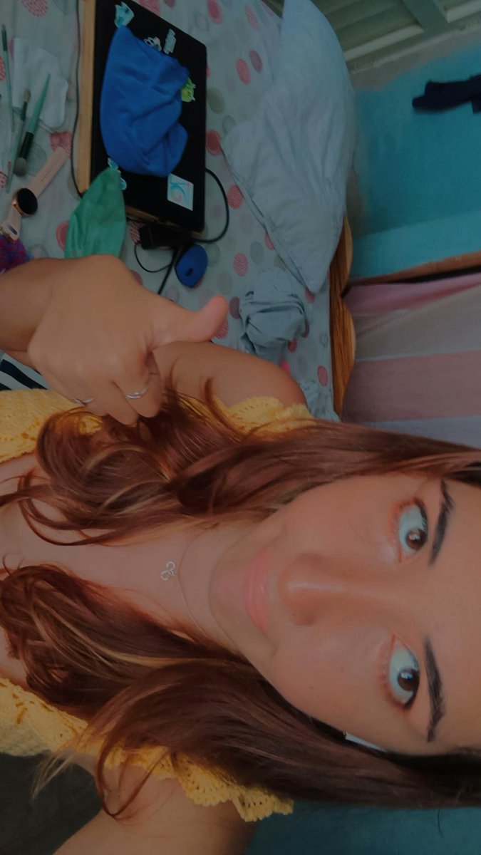 boredlikesunday's tweet photo. Mrs Muecas 😇 https://t.co/nlGEDUJo3w