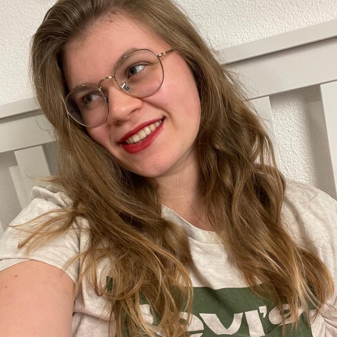 Kommt gut in die Nacht !!! https://t.co/aqN9Co4d4T<a href="/tag/lealovebird"class="tags"><span>#lealovebird</span></a>