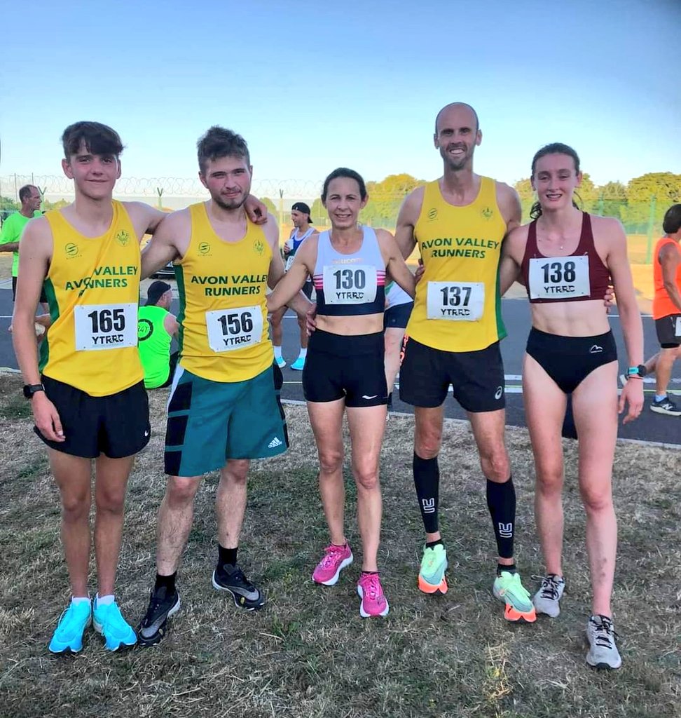 Avon Valley Runners (@avonvalleyrun) on Twitter photo AVR had the pleasure of racing alongside the legend that is <a href="/jopavey/">Jo Pavey</a> at tonight's <a href="/YeovilTownRRC/">Yeovil Town RRC</a> 5k event at <a href="/RNASYeovilton/">RNAS Yeovilton</a>.
Great performances by all too! ๐ช๐๐ป๐๐
๐ธ by Sara Robert AVR had the pleasure of racing alongside the legend that is <a href="/jopavey/">Jo Pavey</a> at tonight's <a href="/YeovilTownRRC/">Yeovil Town RRC</a> 5k event at <a href="/RNASYeovilton/">RNAS Yeovilton</a>.
Great performances by all too! ๐ช๐๐ป๐๐
๐ธ by Sara Robert