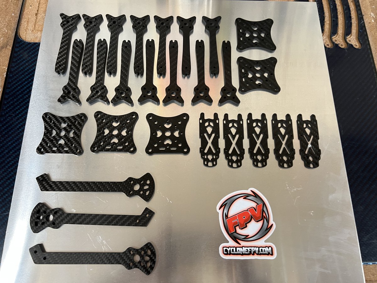 fpvcyclone's tweet image. First batch cleaned and ready. 200 pieces cut today and more on the way. Back to having fun and doing what I love to do!#RacingDrones #CycloneFPV #CustomCarbonFiber #CarbonFiber #CustomDrones
