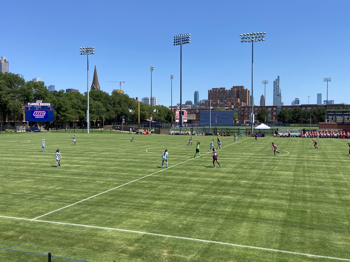 Britt_Veugeler's tweet photo. It was great to watch @usiwomenssoccer &amp; @UIC_WSOC compete today! Great game!!
@Inter06red @chiINTER https://t.co/UDcZXjlOIw