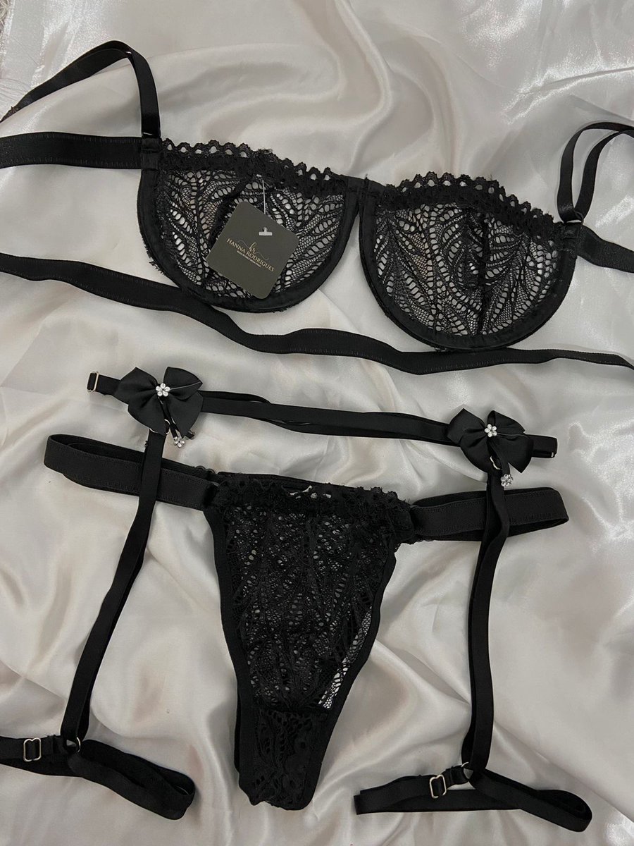 1fashioninspo | by girls18k ✨ (@onefashioninspo) on Twitter photo 