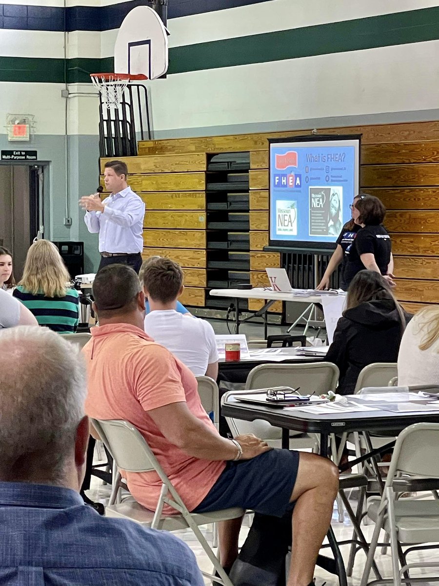 WeAreFHEA's tweet photo. It was great to talk to and serve lunch to 139 new teachers in FHSD today! Have a great year! We’re here to support you! https://t.co/9QTsQlEVlf