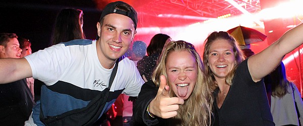 More Party? More Pics? Look here: schaudichan.com/foto-galerie-0…

#NatureOne #Festival #Party #RaketenbasisPydna #Kastellaun