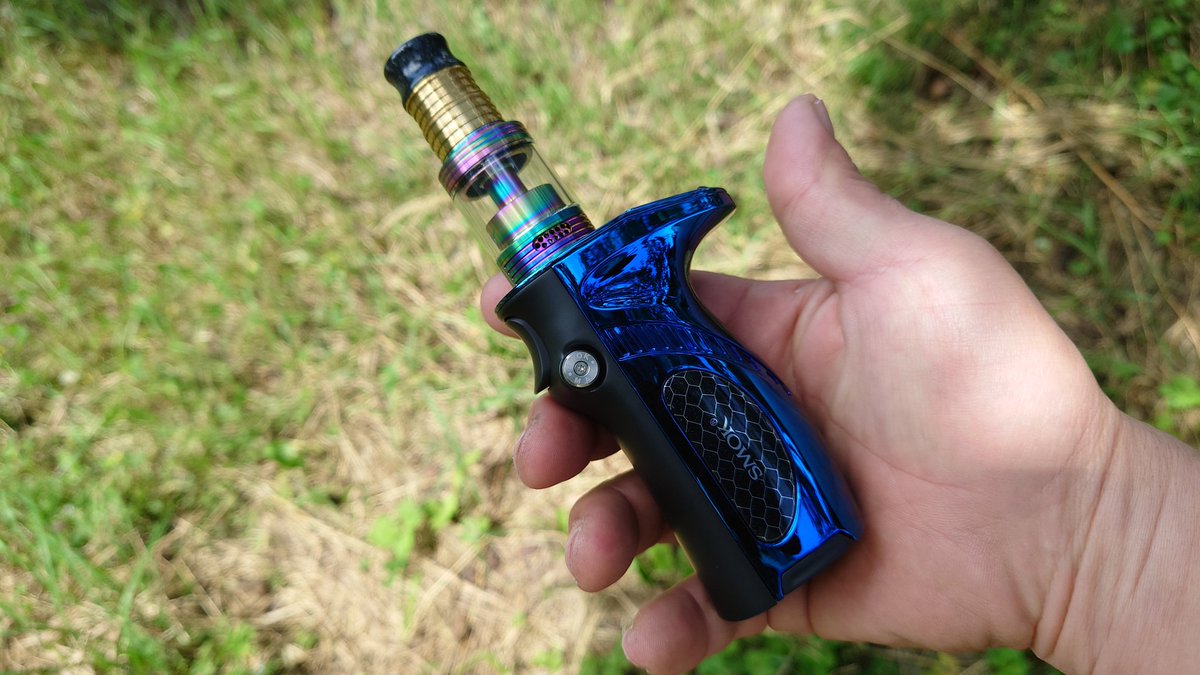 CebrjowHwScHCkj's tweet photo. 皆さんおはよっチェ😆👍今日も宜しくご安全に🙇💦#Yachtvape #ECLIPSErta Dual + #SMOK Mag Grip 100W TC Kit + #PHドリチ #VAPE #vape好きな人と繋がりたい #VAPE好きと繋がりたい #VAPE初心者 SSのアダプターのほうが合うかな。🤔😋 https://t.co/2tt6dVfoEd
