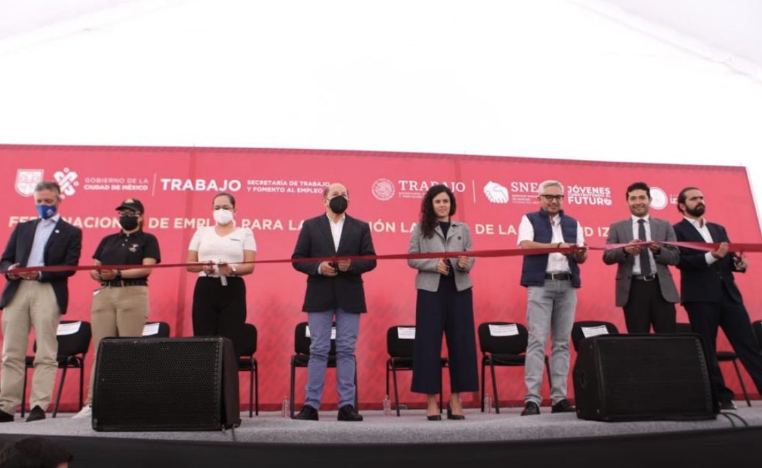 LuisaAlcalde's tweet photo. Hoy, desde Iztacalco, inauguramos junto a @Luis_diazdeleon las Ferias Nacionales del Empleo que se estarán realizando en todo el país durante el mes de agosto. 

Más de 80 mil vacantes en más de 2 mil empresas!

Si estas buscando una oportunidad entra a: https://t.co/CkQeXcAR8a https://t.co/AYJbaCzeLs