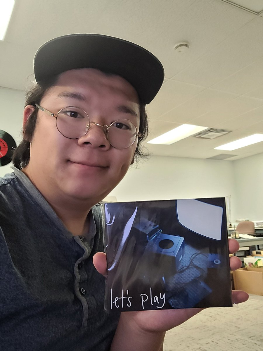 SquidGhast's tweet photo. Thanks for the CD @8bitMusicTheory!!! 🤯🤯🤯🤯 https://t.co/qw8ogzPdmI