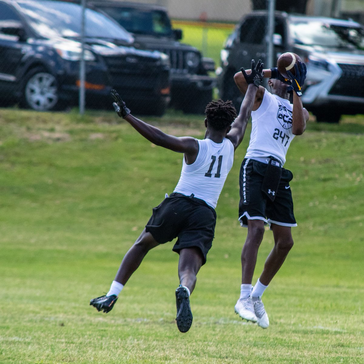 Largo stays stacked‼ 📸 Darin Townsend, #Largo 2025 (601/135-145) @LargoFootball • Ability to get deep • Tracks the deep ball • Sticks his route #LargoPackers #LargoHighSchool #PinellasCounty #hsfb #highSchoolFootball #hsfootball #BCPcamps #BCpipeline #E7TC