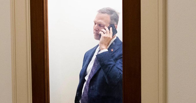 What&rsquo;s in Scott Perry&rsquo;s cell phone? 👀 Tell me below 👇 https://t.co/qHcnGwdTnA