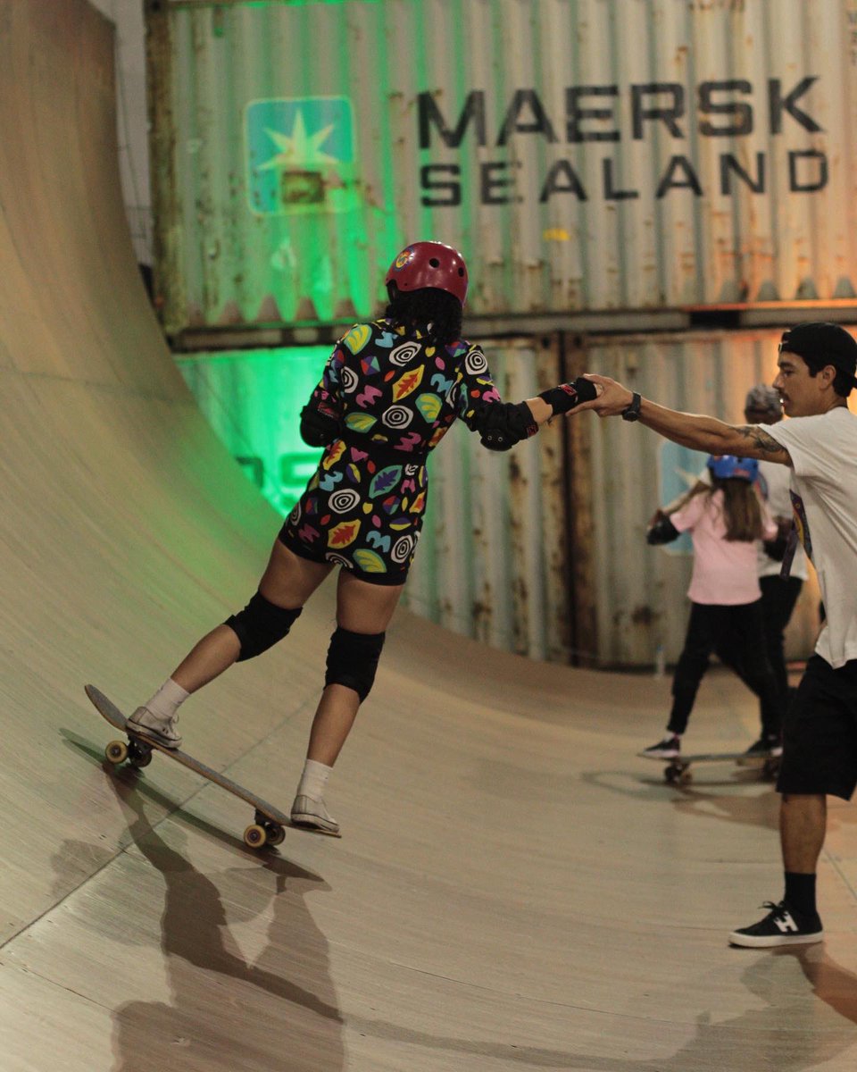ucconx's tweet photo. A clínica de skate na nossa área urbana foi uma opção divertida para a galera mais nova! 🛹
#UcconX23 https://t.co/Y4KcMCfHoq