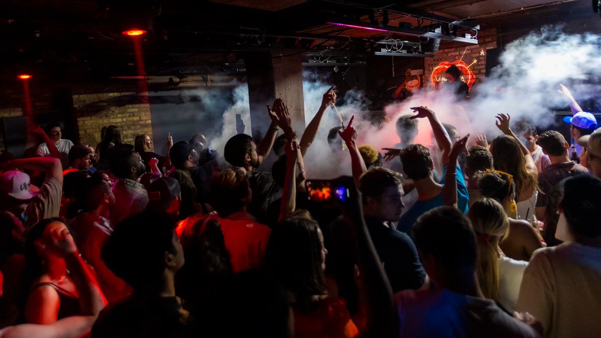 Tablelist's tweet photo. Say hello to @Spybar, the newest Chicago venue on #Tablelist. ๐พโจ Delivering transcendent nightlife for over two decades, Spybar is the perfect cross-section between high-octane clubbing and intimate lounge atmosphere. Be there your next night out.
๐ฅ: https://t.co/pgJb4RllWO https://t.co/IGdZE0eEXm