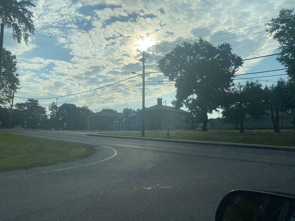 Amazing first day as AP <a href="/chasebcps/">Chase Elementary</a>! I was able to tour the beautiful building, meet some amazing staff, and start planning with <a href="/twilkinsBCPS/">Tara Wilkins</a>! I can only imagine what day 2 will bring! 👏🏼