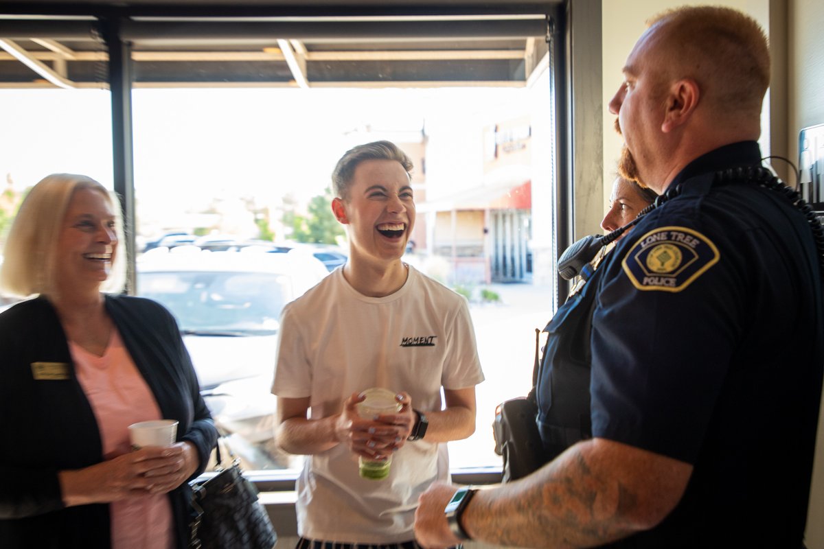 CityofLoneTree's tweet photo. Once again our Officers had a great time with everyone who stopped by Coffee with a Cop this morning! Thank you to our friends at Starbucks for hosting! https://t.co/zLFn9OjD9J