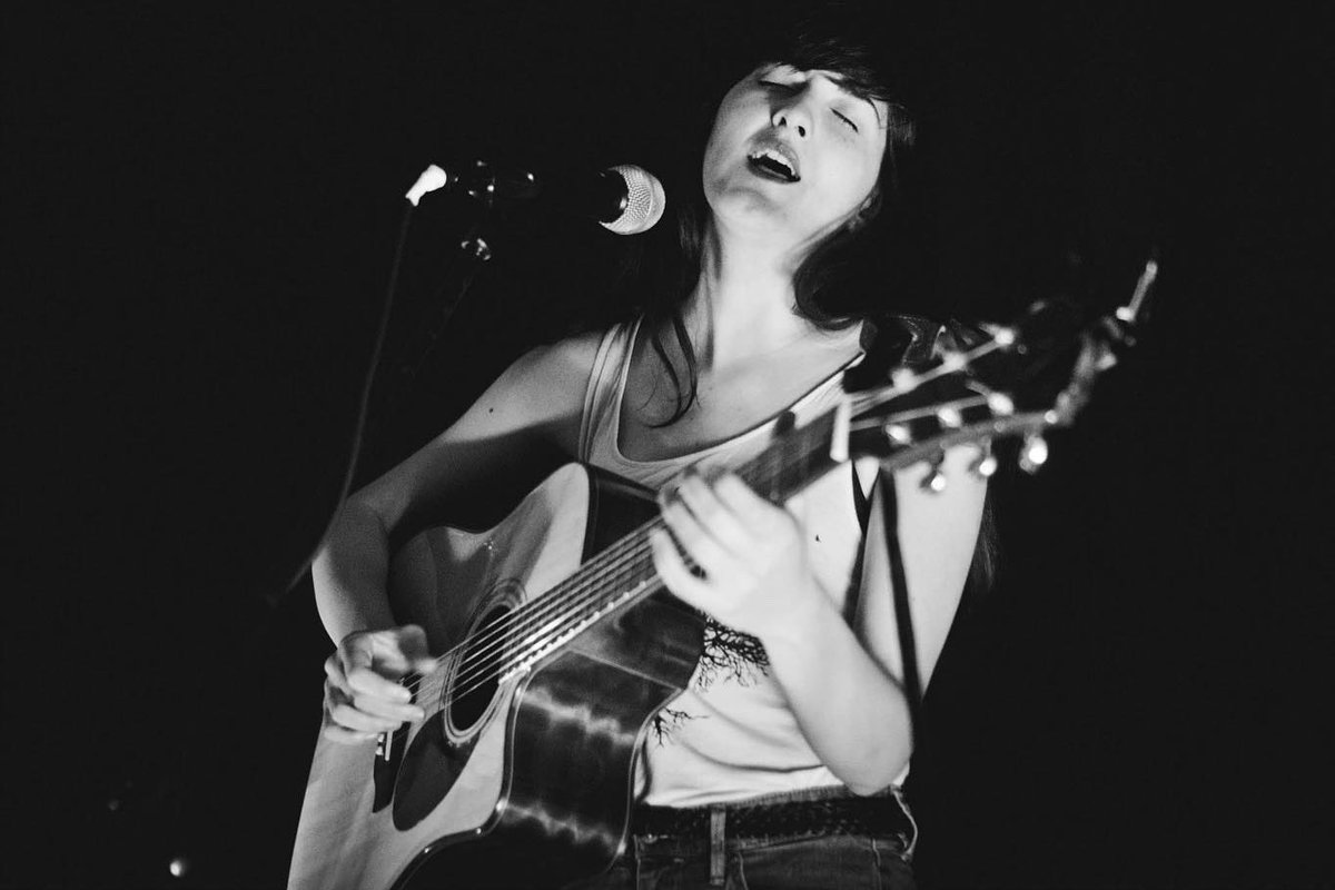 El corazón destruido. Buen viaje Karina Vismara. Un link a toda su música open.spotify.com/artist/3yjMGsd…