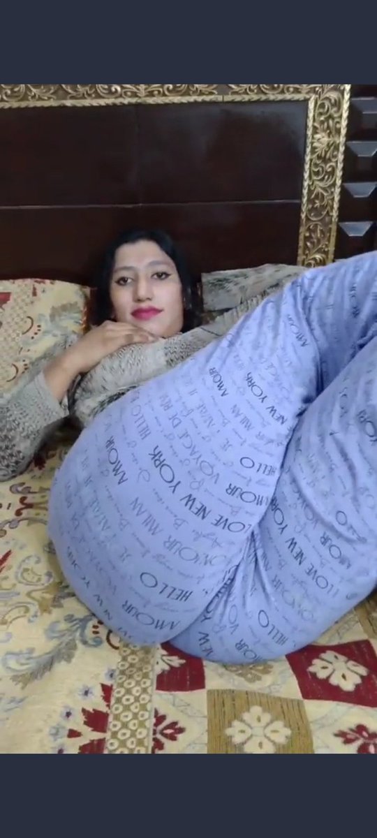 HinaMano22's tweet photo. Big ass Boobs  #desi #Hijab #Hijabi #hijabihoe #hoejabi #Muslim #muslimgirl #muslimslut #nsfwtwt #pakislut #Pakistan #Pakistani #ukpaki #arab #asian #backshotpov #backshots #backshot #bigassbackshots https://t.co/XdlW9IzMea