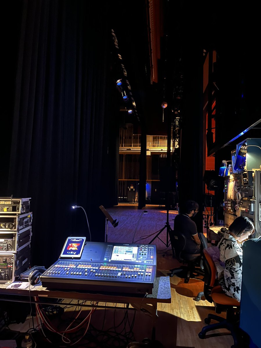 SasamaOnkyo's tweet image. 火曜日は歌謡ショー😄
久しぶりのホールでのお仕事でした。
#QL5
#沢田正人
#八木春子
#パクジュニョン