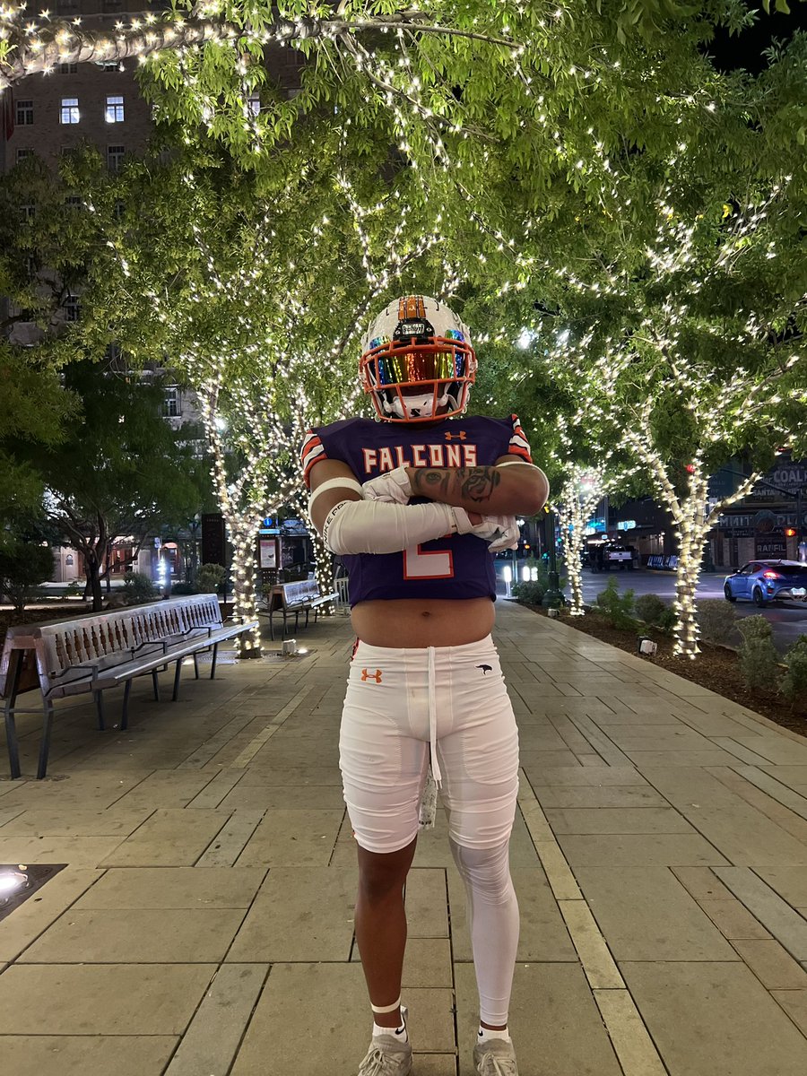 OzzieUribe's tweet image. Keep the Lord in your heart
And you'll have nothing to fear! 
#UFH
#Playstrong
#noFlyZone