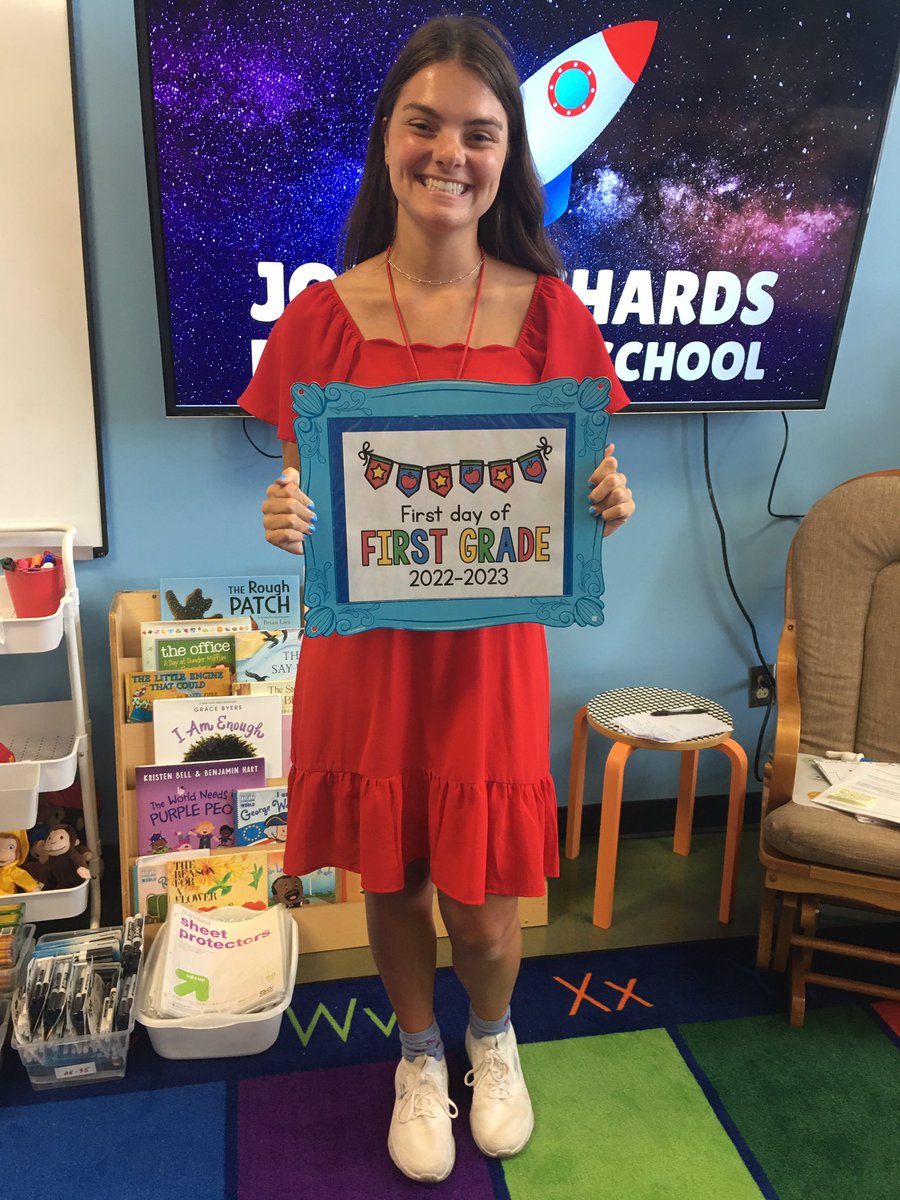 First days of school are so special!!✨
We’re so grateful Ms. Hatfield’s First Day was at JRES!❤️🚀💙 <a href="/JresRockets/">JRES</a>