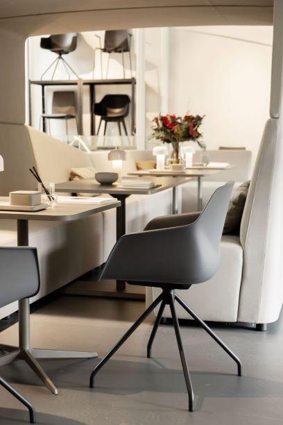 fusefurniture's tweet photo. That spider leg looks good no matter what shell you put on it! FourCast, FourSure or FourMe - these sexy lil numbers can come with or without castors. #fourdesign #oceedesign #interiorstyle #polyshellchair #breakoutedu #workspacestyle #australianoffice #boardroomfurniture https://t.co/mDjo5PePHo