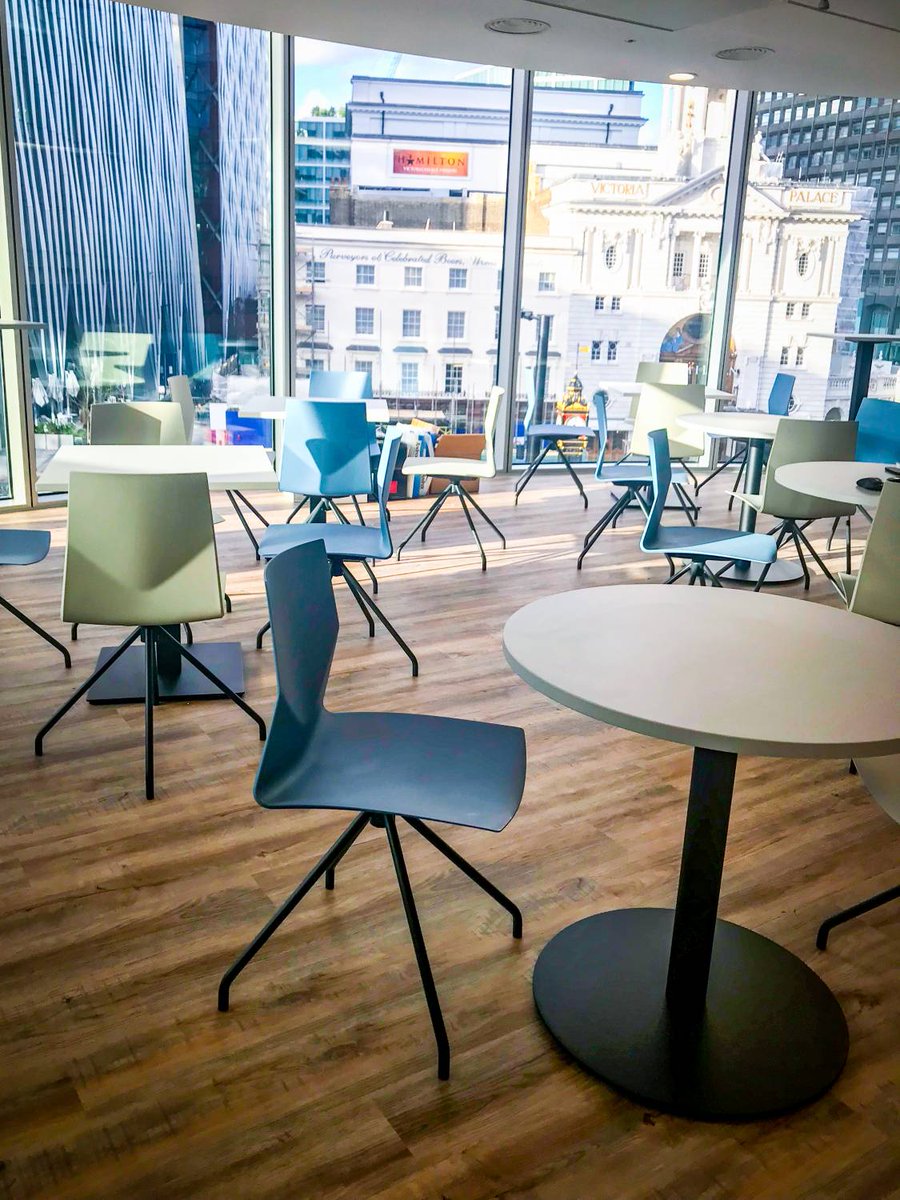 fusefurniture's tweet photo. That spider leg looks good no matter what shell you put on it! FourCast, FourSure or FourMe - these sexy lil numbers can come with or without castors. #fourdesign #oceedesign #interiorstyle #polyshellchair #breakoutedu #workspacestyle #australianoffice #boardroomfurniture https://t.co/mDjo5PePHo