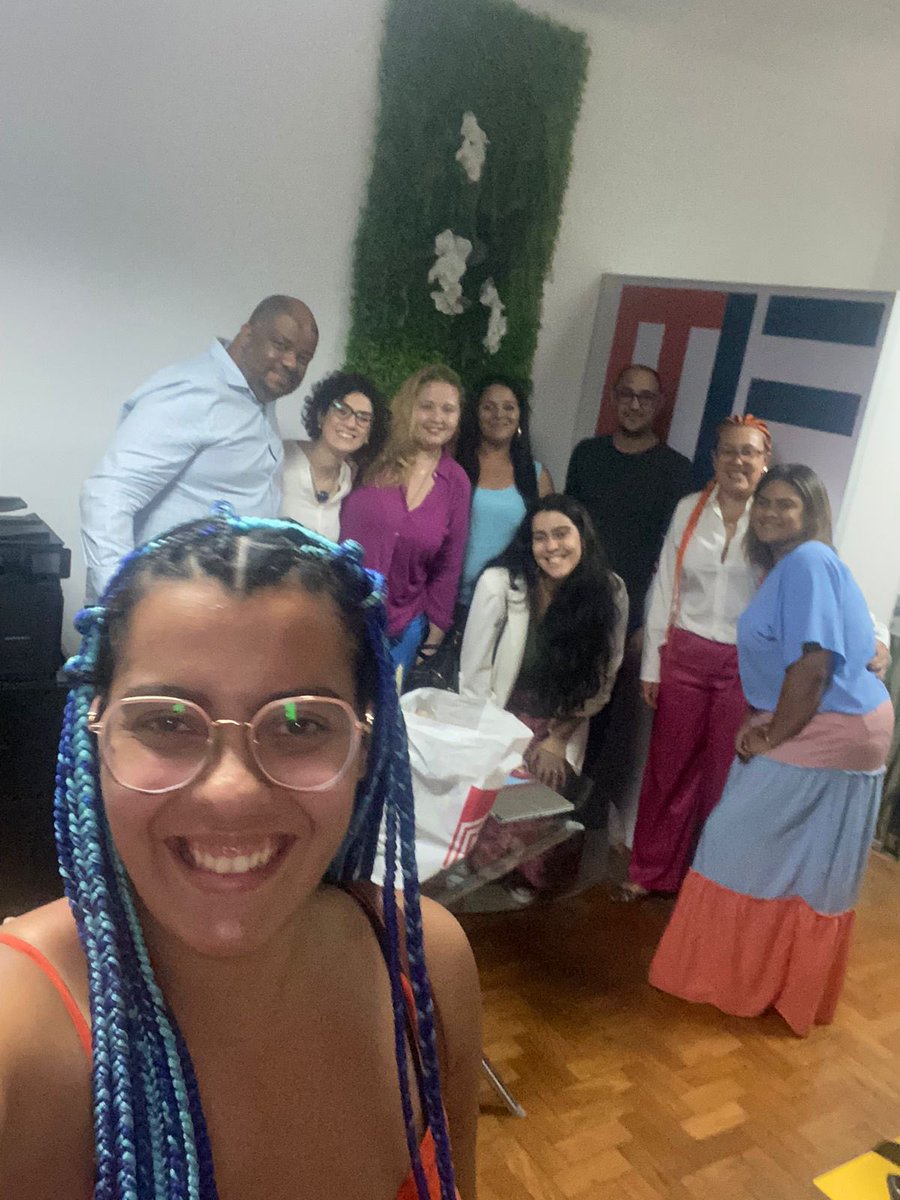 APMariaFelipa's tweet image. Com muita alegria a Assessoria Popular Maria Felipa recebeu a visita do consultor de projetos da ONU, Tomás Ananía Neuburger, que possibilitará que ampliemos nossas capacidades de trabalho no Comitê Nacional de Prevenção e Combate a Tortura.

E que cantem as liberdades!!!