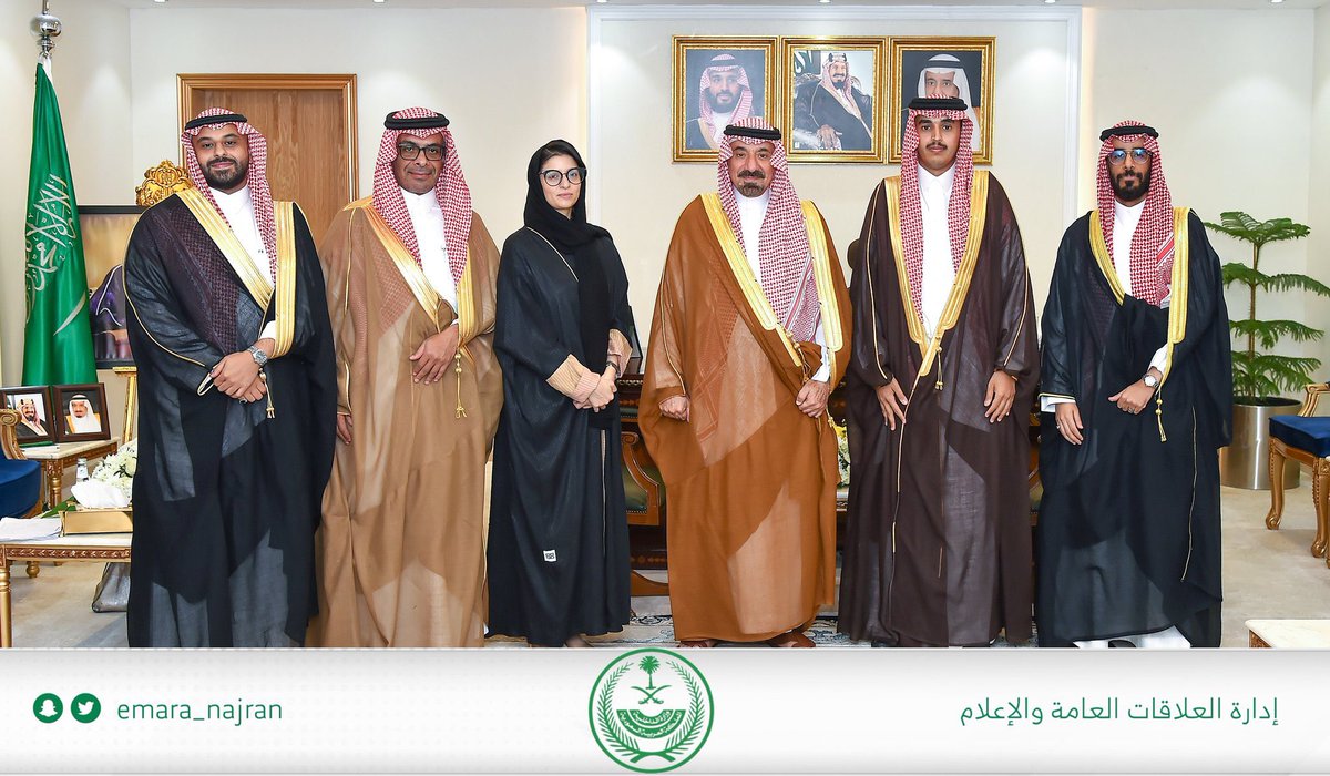 ahatayla2020's tweet photo. - يأتي لقاء أمير #نجران الأمير جلوي بن عبدالعزيز بن مساعد بمدير عام الإدارة العامة لأمناء المتاحف، واطلاعه على مراحل تطوير متحف #نجران_الإقليمي الذي يأتي ضمن مبادرة خادم الحرمين للعناية بالتراث الحضاري، استكمالاً لمتابعته لكل المرافق التاريخية.
- شكراً أمير #التميز
@emara_najran https://t.co/cNhz1BML04