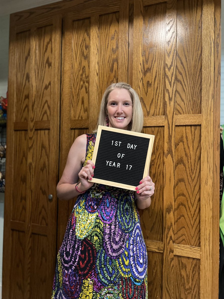 Sarah Cole tweet media