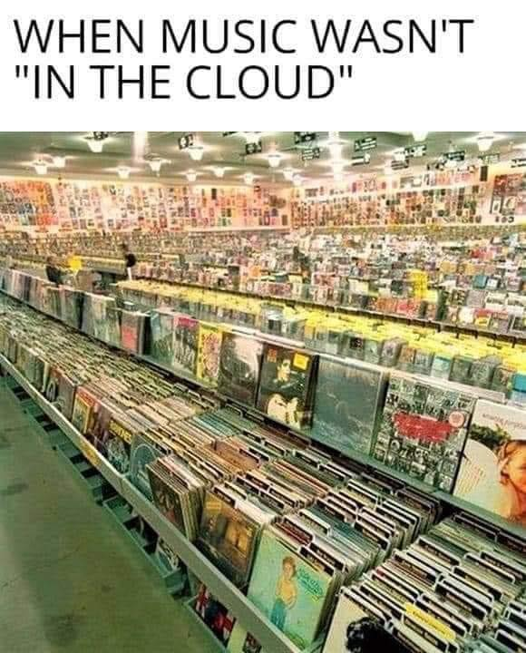 I miss the smell of record stores like this!!!!