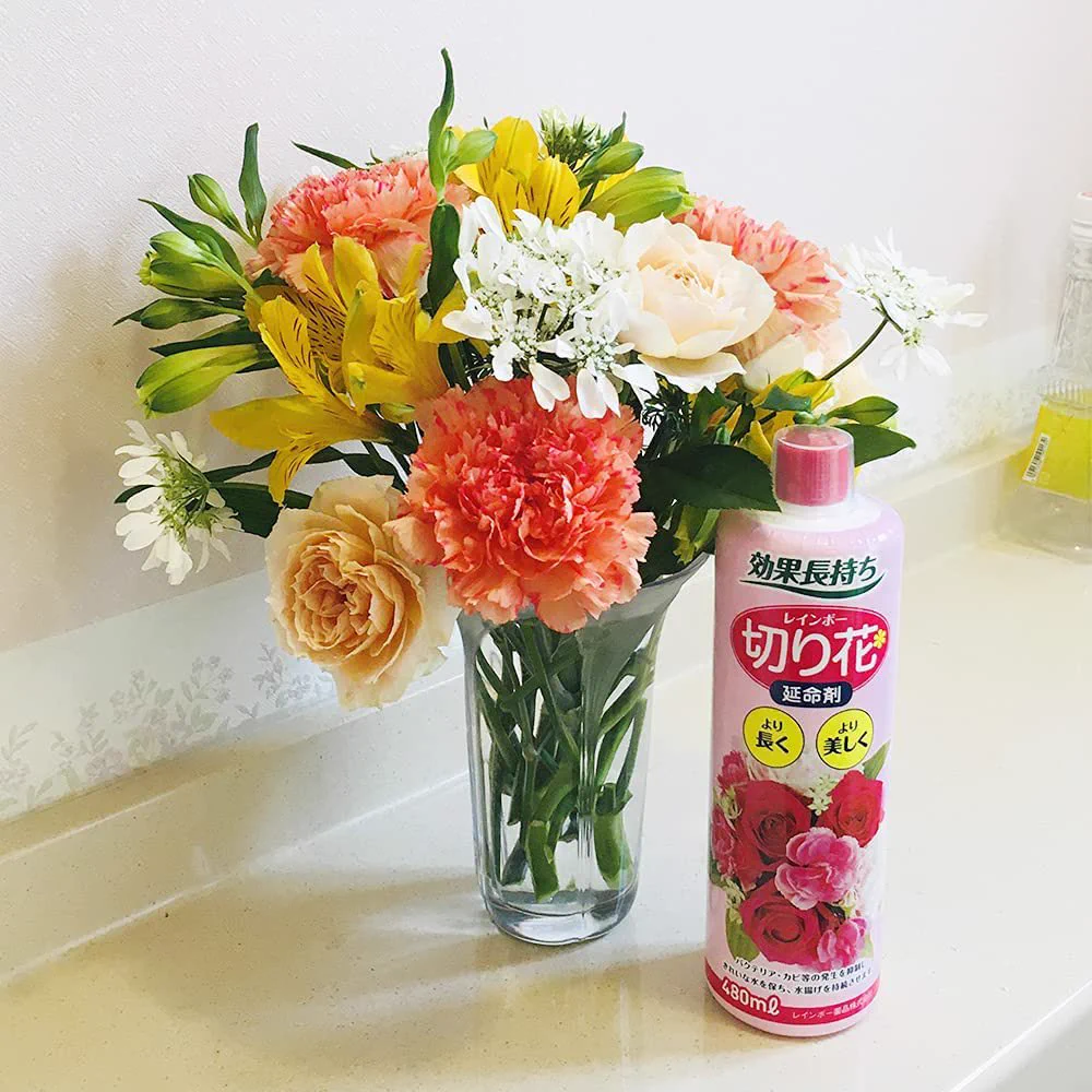 @rosa_celestial 次からは　切花延命剤も一緒にどうぞ。 
