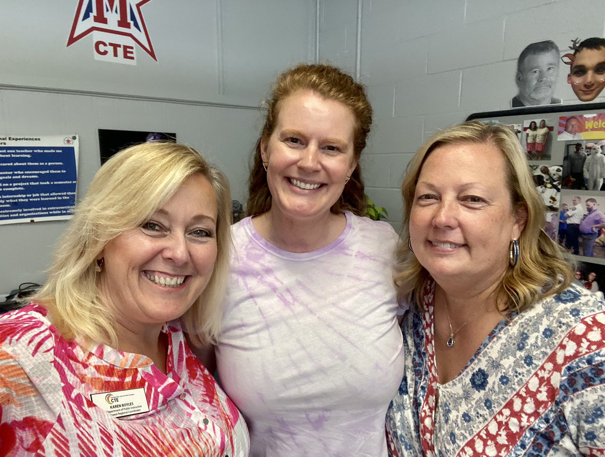 KarenBoyles1's tweet image. Spent the morning with these CTE Leaders from McDowell County Schools! MCS has a great CTE program, and they have awesome summer camps taking place this summer! @MaryFinley13 @mcscte @McDowell590 #NorthwestCTE @CTEforNC