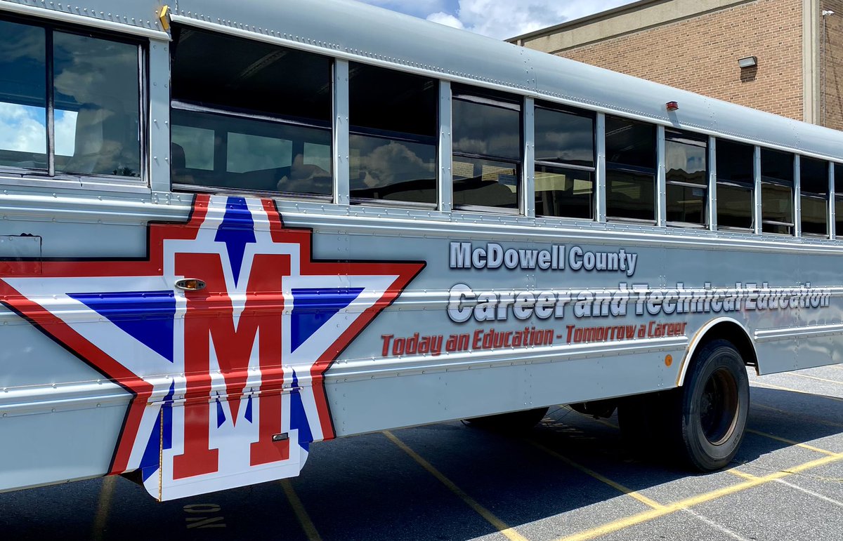 KarenBoyles1's tweet image. Spent the morning with these CTE Leaders from McDowell County Schools! MCS has a great CTE program, and they have awesome summer camps taking place this summer! @MaryFinley13 @mcscte @McDowell590 #NorthwestCTE @CTEforNC