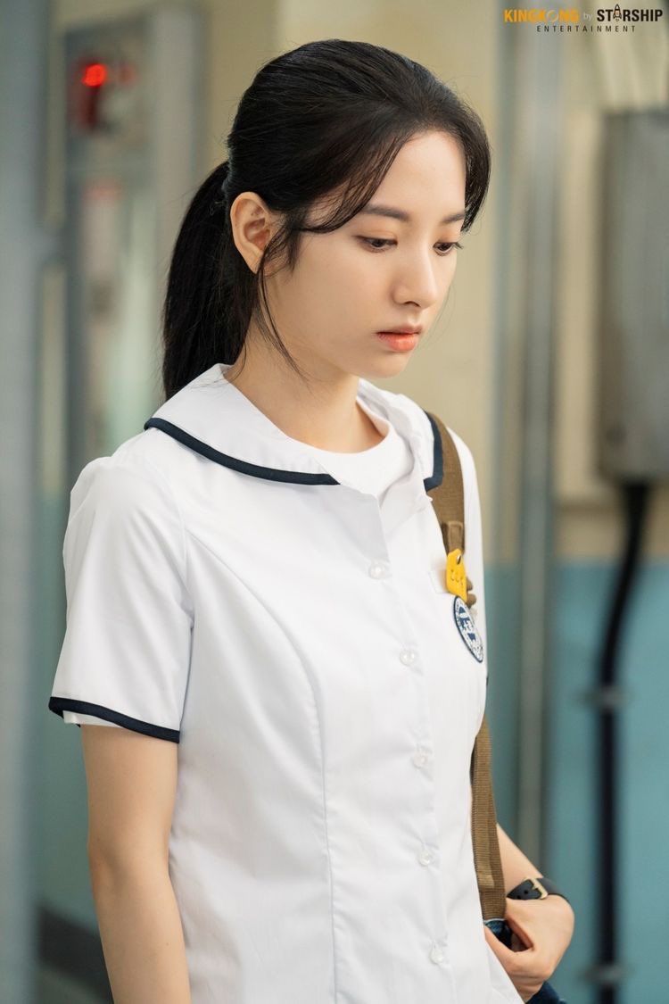 사람들이 뭐라 해도 관심 없어. 그 사람들 위해서 펜싱 한적 없으니까. 나한테 펜싱은 그냥 수단이야 우리 가족 지킬수 있는 수단.