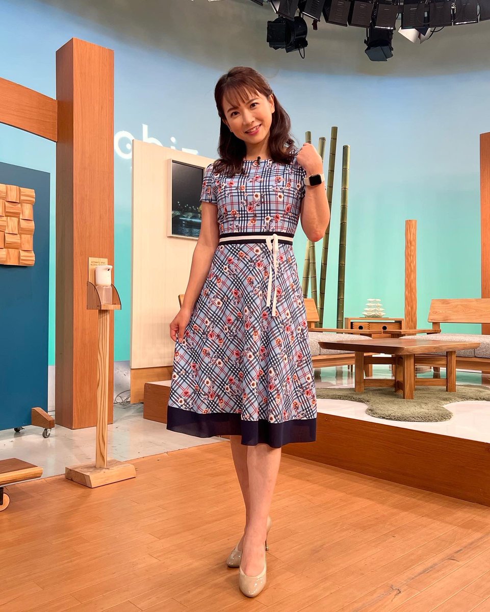 アナウンサー衣装のtwitterリアルタイム検索結果 Meyou ミーユー