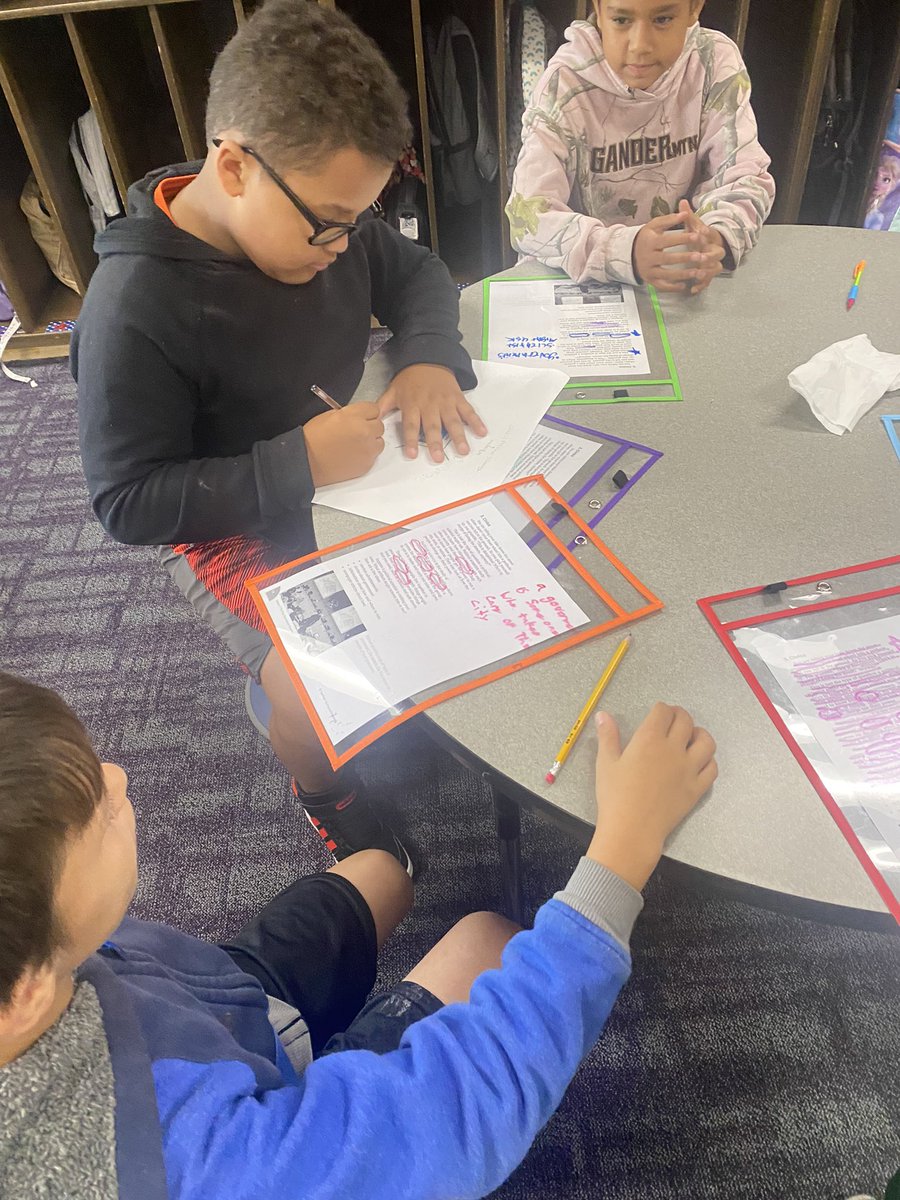 HancockRoom18's tweet photo. Using a new strategy when reading informational text, becoming an expert, conferring with other experts and teaching/learning from others… all in a days work in grade 5 Social Studies. #readersandthinkers #historians #stoutfieldgood https://t.co/ISvw1fdtHR