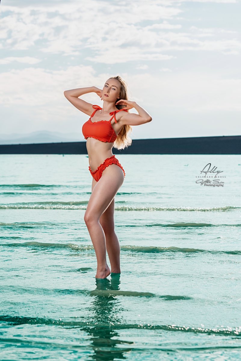aftersixphoto's tweet photo. 💦 Cherry Creek Reservoir shoot with model: @ally_baumgart , water 💦 #coloradomodels #aftersixphotography #beachshots #beachbikinis #bikinis https://t.co/rCJzNaJ7sx